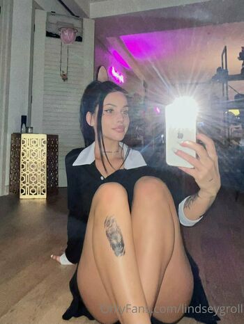 lindseygroll