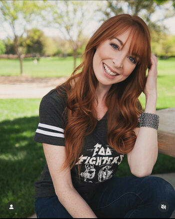 Lisa Foiles