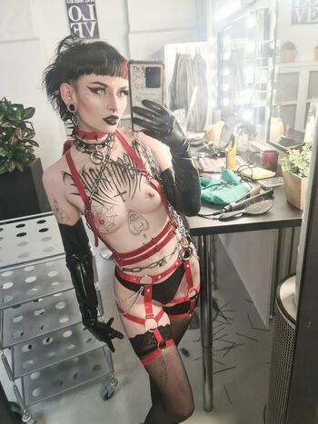 LittleDemonWitch