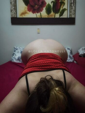Lolla Antonielli