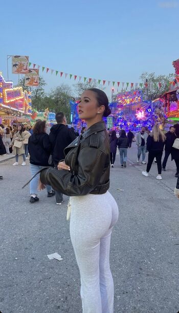 Lotti Aisha Greinwald