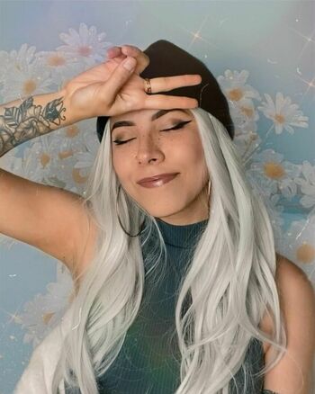 Luna Bloom