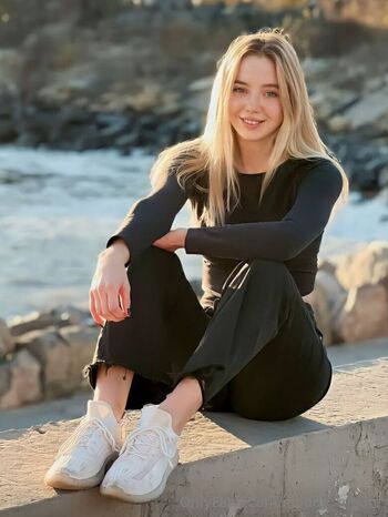 maddy_moore