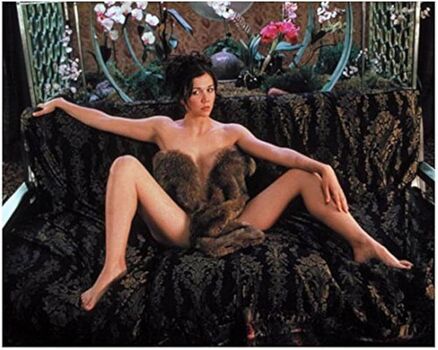 Maggie Gyllenhaal