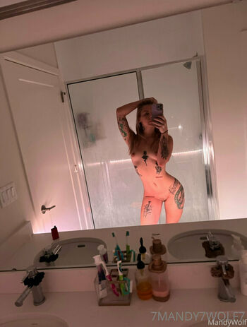 mandywolf777