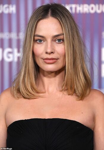 Margo Robbie