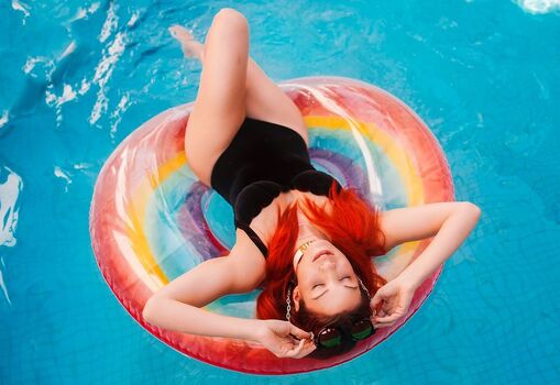 Mari Moon