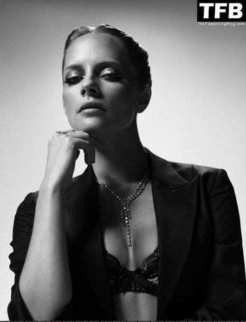 Marley Shelton