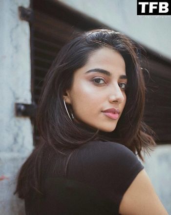 Meenakshii Chaudhary