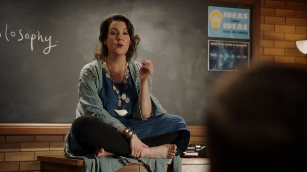 Melanie Lynskey