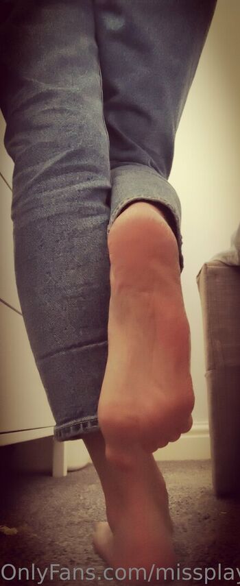 missplayfeet