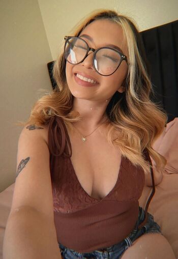 Mona Lenaa