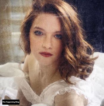 Morfydd Clark