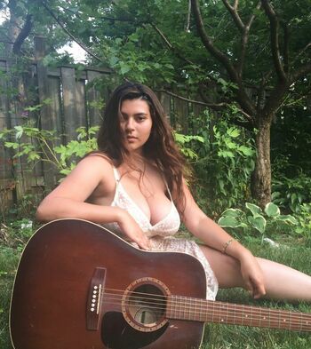 Nada C