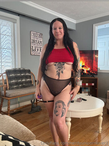 nerdyunicornlover1