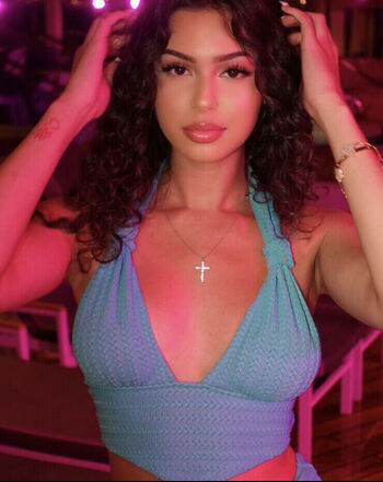 nickimariex