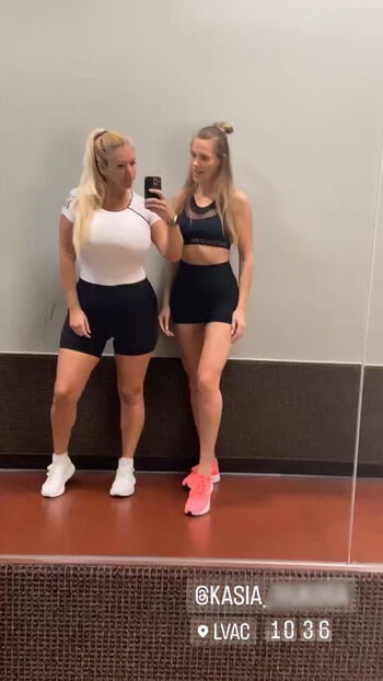 Nicolle A