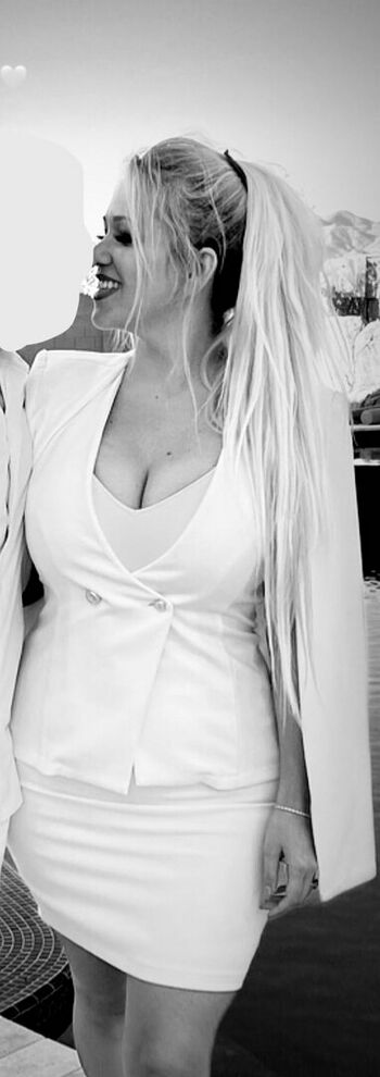 Nicolle A