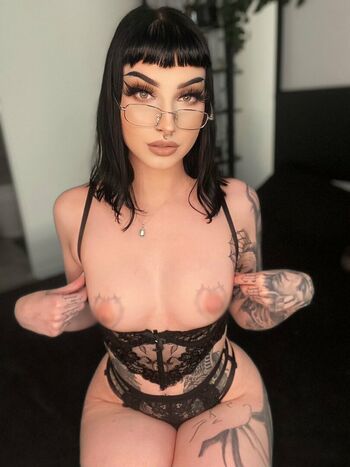 Ophelia Graves