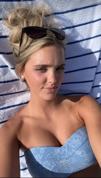 Paige Mackenzie