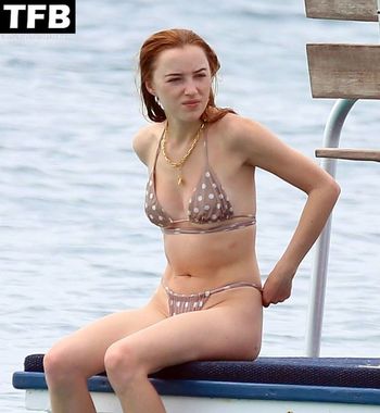 Phoebe Dynevor