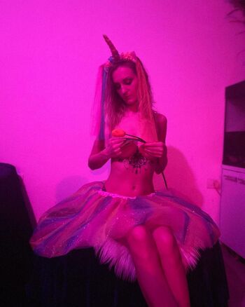 pink_princess_on_sky