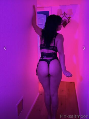 Pinksaltmoon