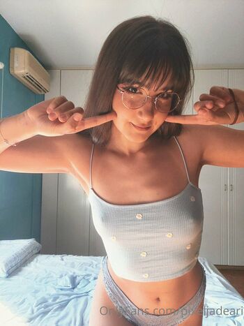 pixeljadearixela