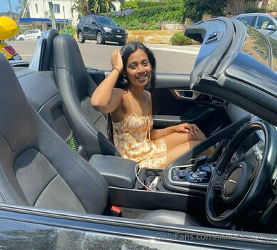 prettypriyaa