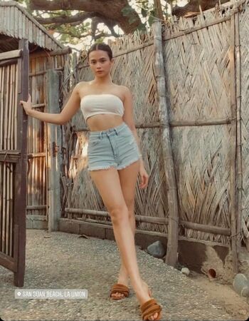 Rhen Escano