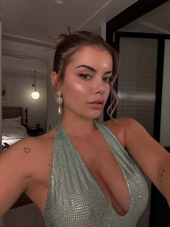 Romy French Youtuber