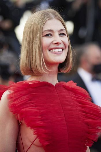Rosamund Pike