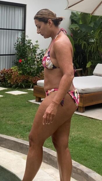 Saira Khan