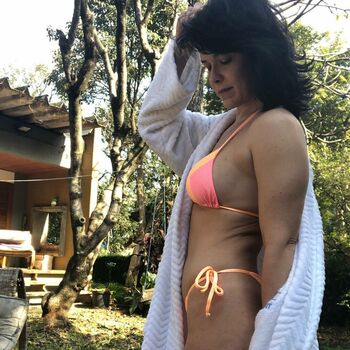 Samara Felippo