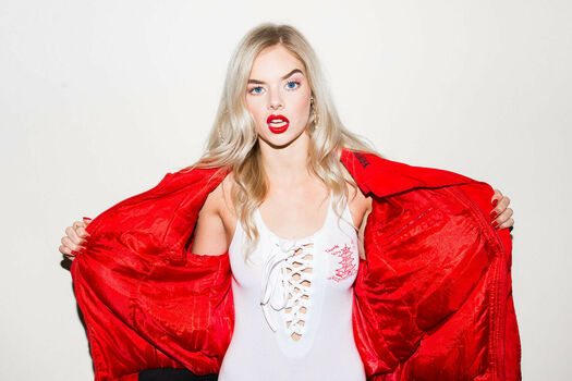 Samara Weaving
