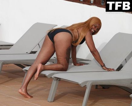 Sandi Bogle
