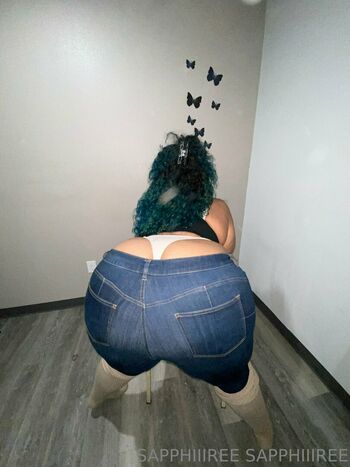 sapphiiireee