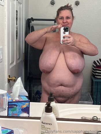sapphiresboobs
