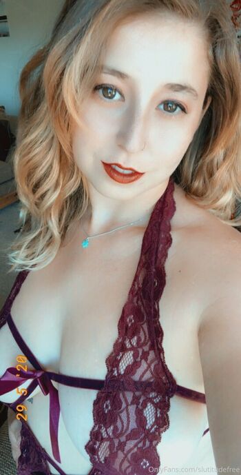 sarahtheslutfree