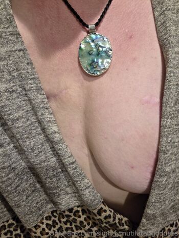 slightlymutilatedgoddess