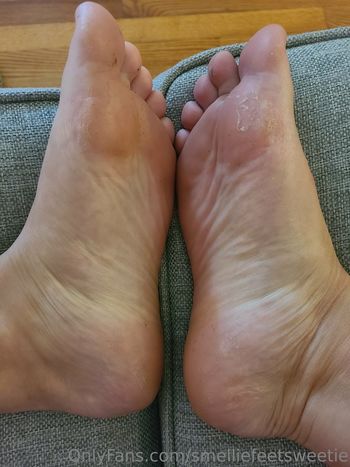 smelliefeetsweetie