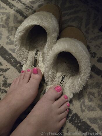smelliefeetsweetie