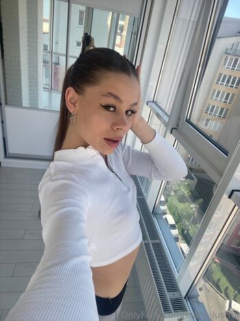 stacy_lustful
