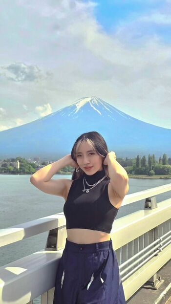Stella Chuu
