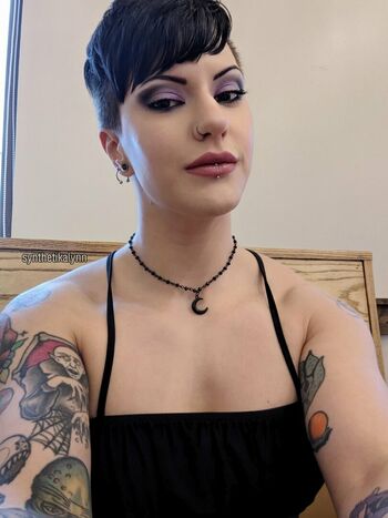 Synthetika Lynn