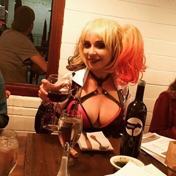 Tara Strong