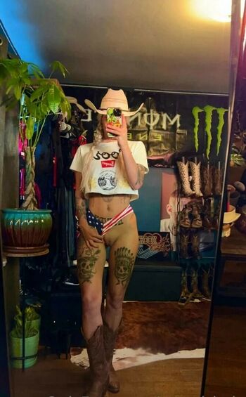 Tatted_lady