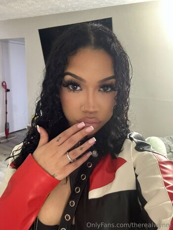 therealwynni