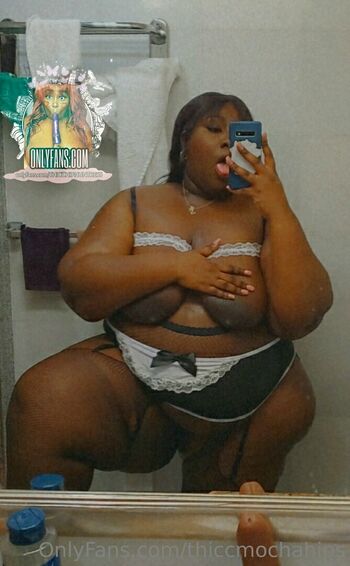 thiccmochahips