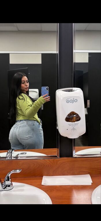 Thick Baddie _Nana.bvbyy